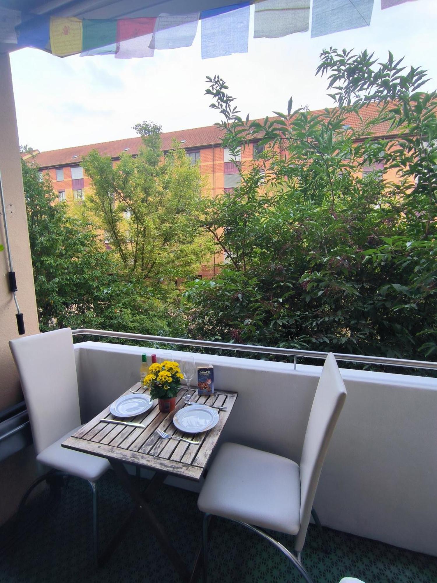 Cozy With Balcony