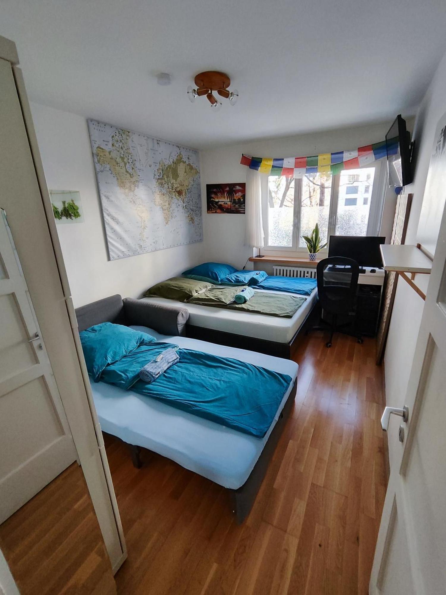 Cozy With Balcony Apartment