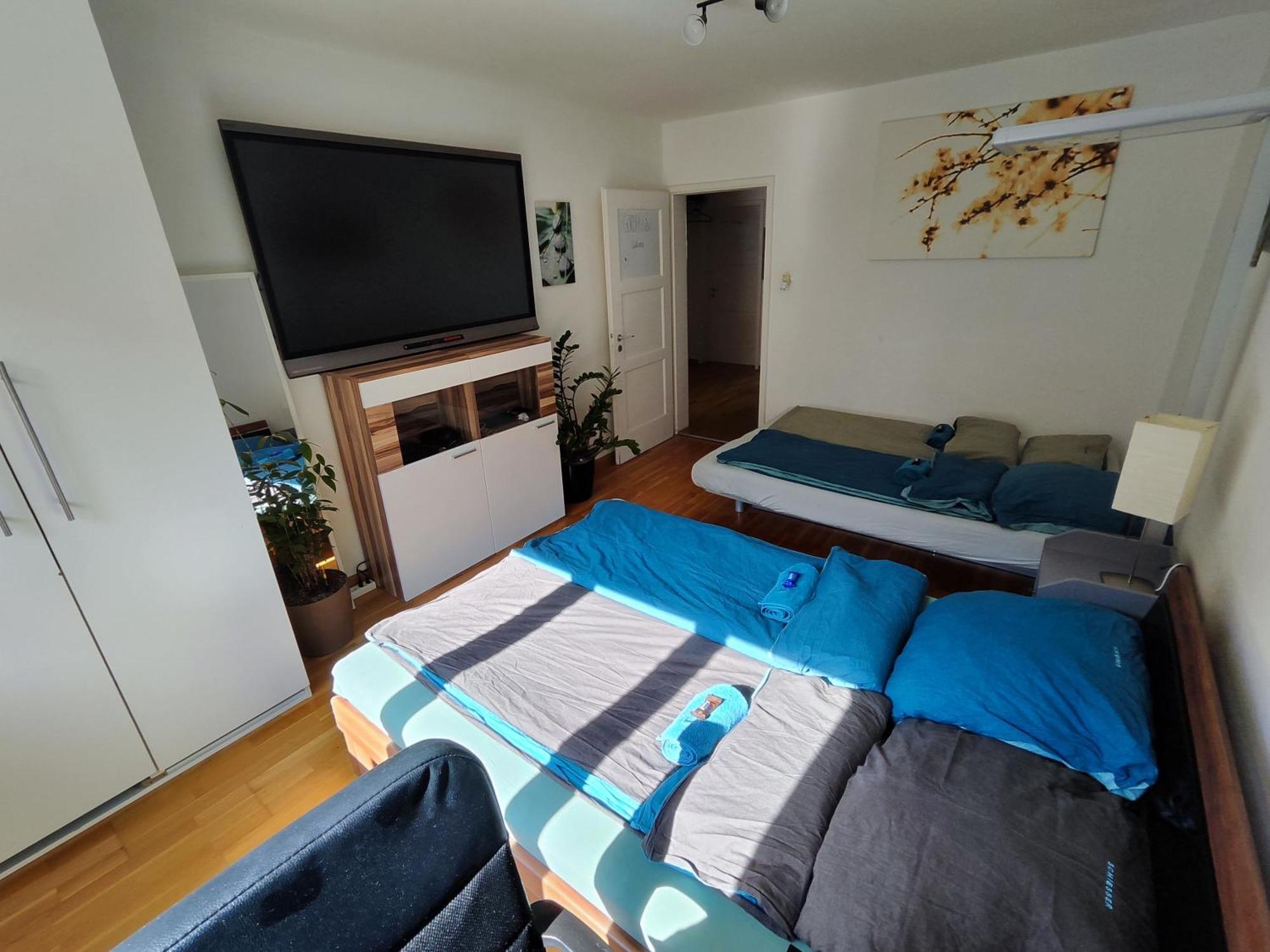 Cozy With Balcony Apartment *